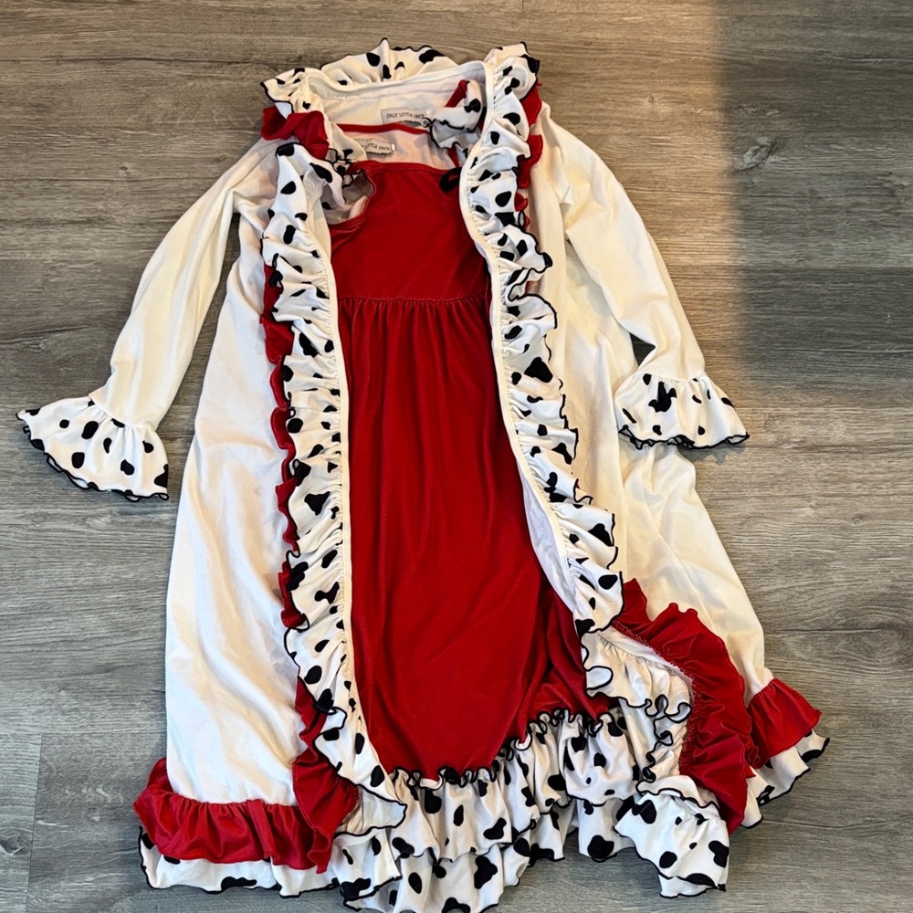 Only Little Once Cruella Dalmatian Nightgown Robe Set